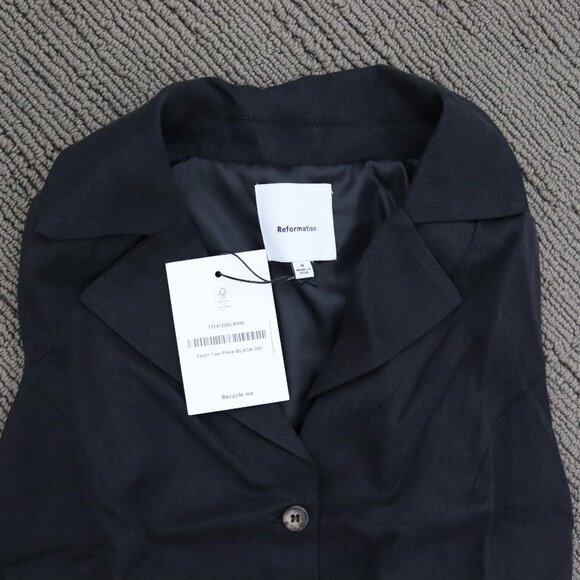 NWT Reformation Taryn VEST ONLY - Black Size 0 - Picture 7 of 8
